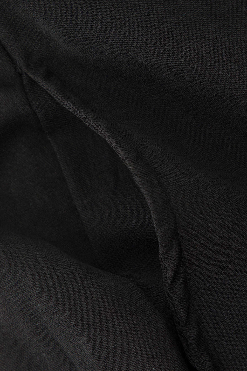 Παντελόνι Κοστουμιού Με Ίσια Γραμμή Και Ντραπέ Τελείωμα