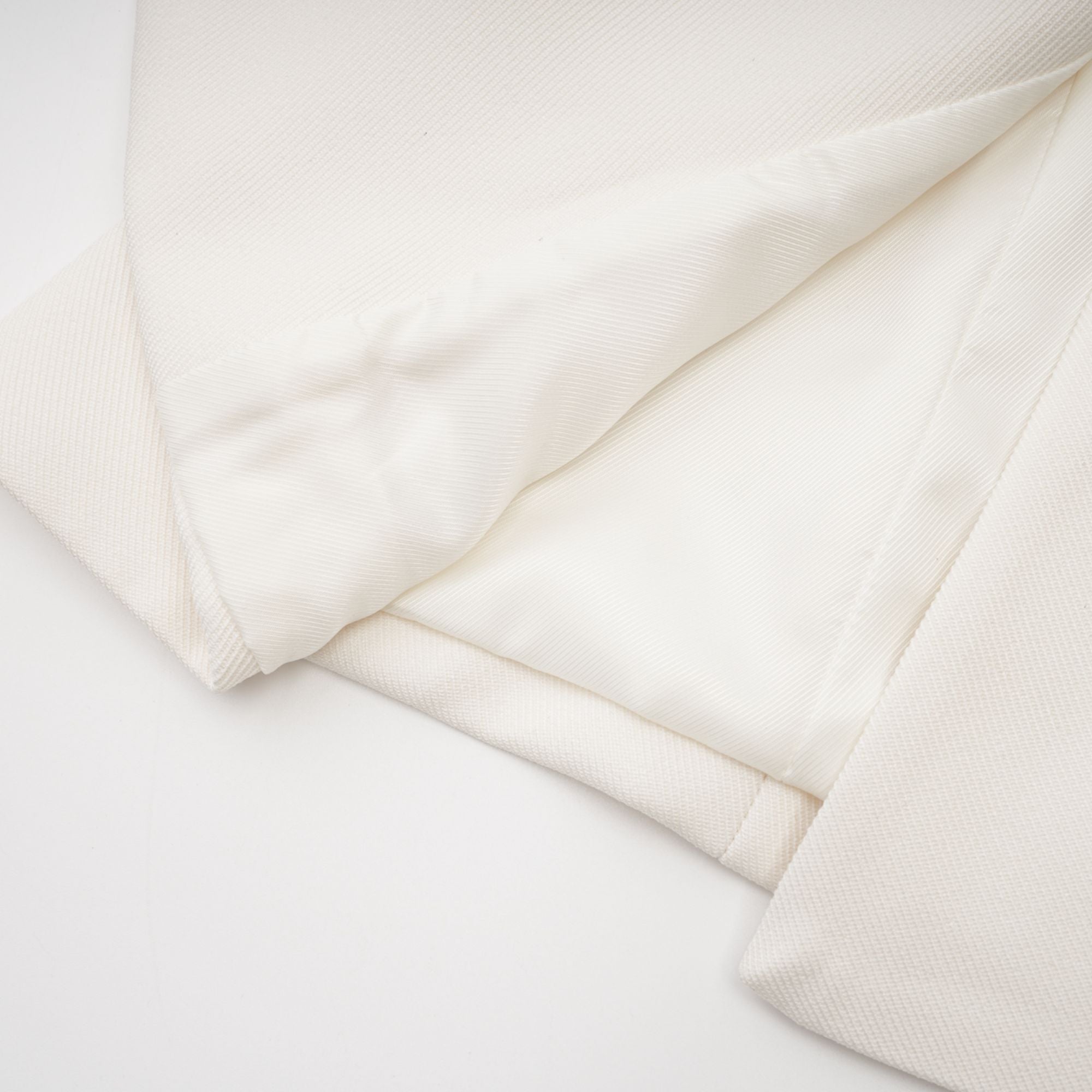 Σετ Ασορτί Μπουφάν Και Φούστα Από Λευκή Ψεύτικη Γούνα Caitlin