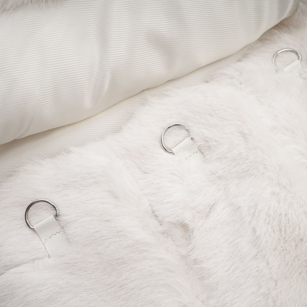 Σετ Ασορτί Μπουφάν Και Φούστα Από Λευκή Ψεύτικη Γούνα Caitlin