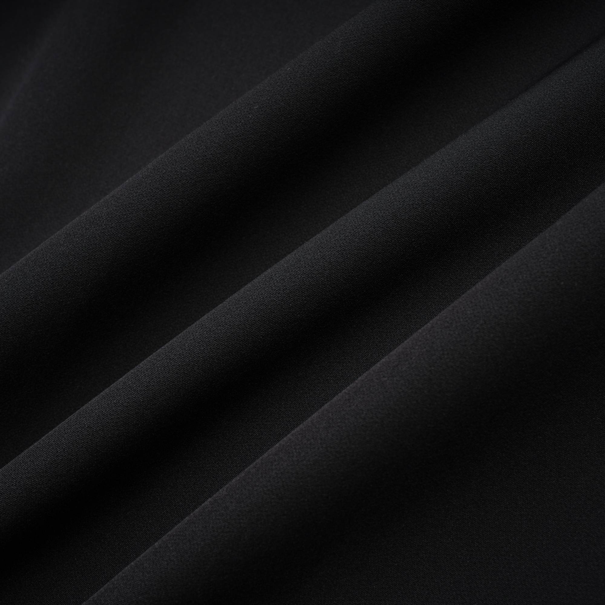 Μαύρο Φόρεμα Μίντι Με Ανοιχτή Πλάτη Cendrine Με Πτυχώσεις