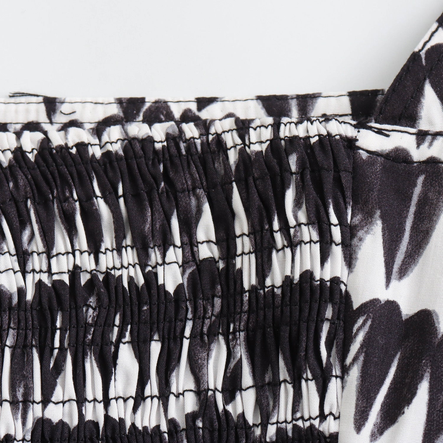 Σετ Μπλούζας Και Φούστας Με Στάμπα