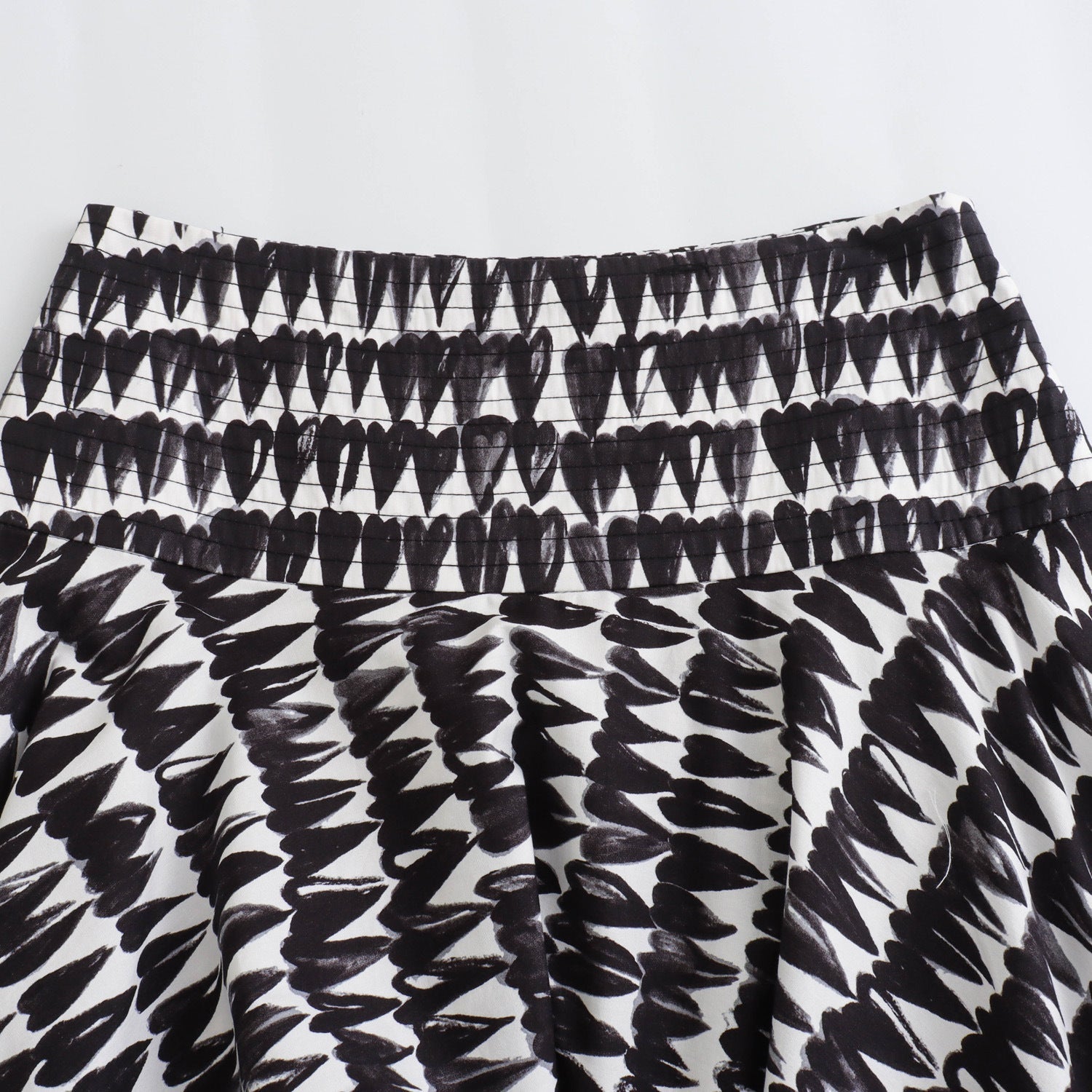 Σετ Μπλούζας Και Φούστας Με Στάμπα