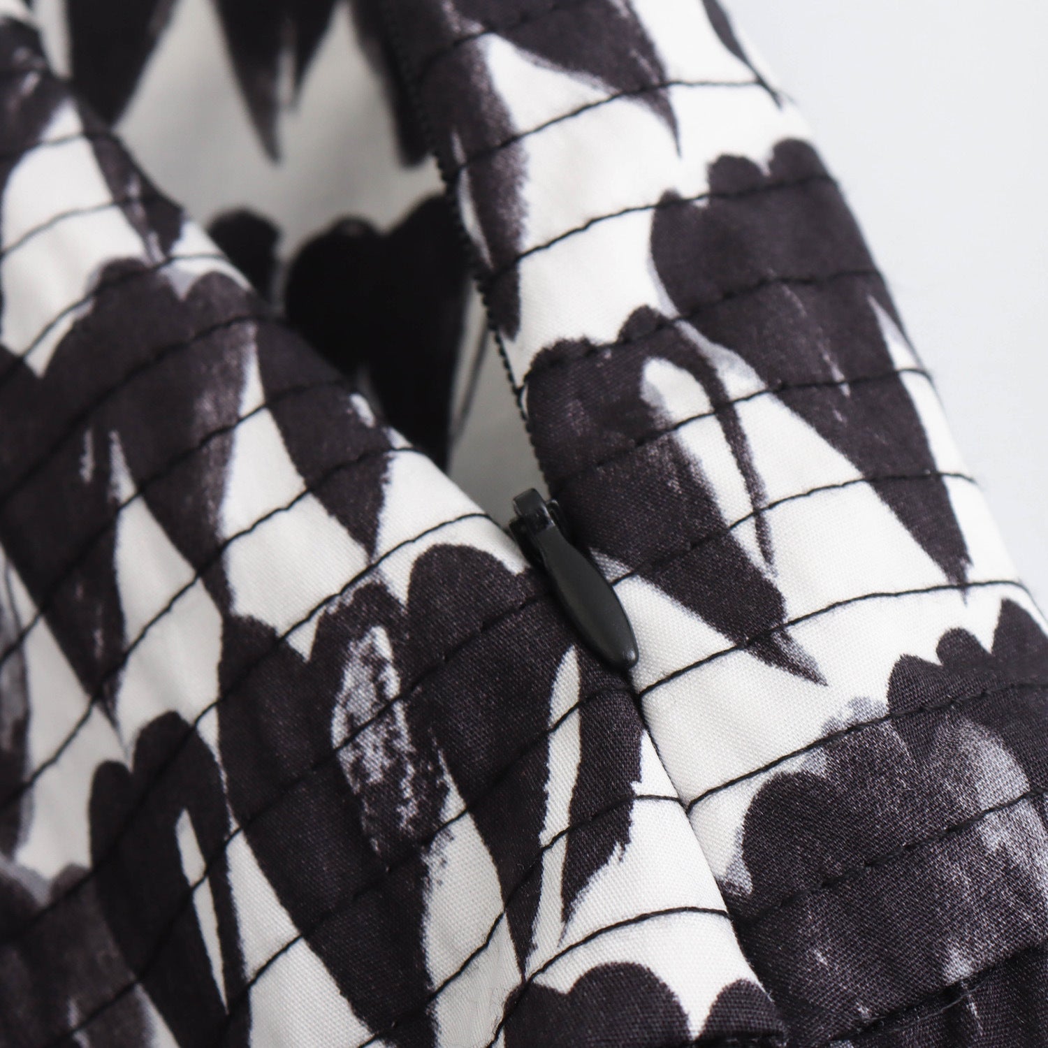 Σετ Μπλούζας Και Φούστας Με Στάμπα