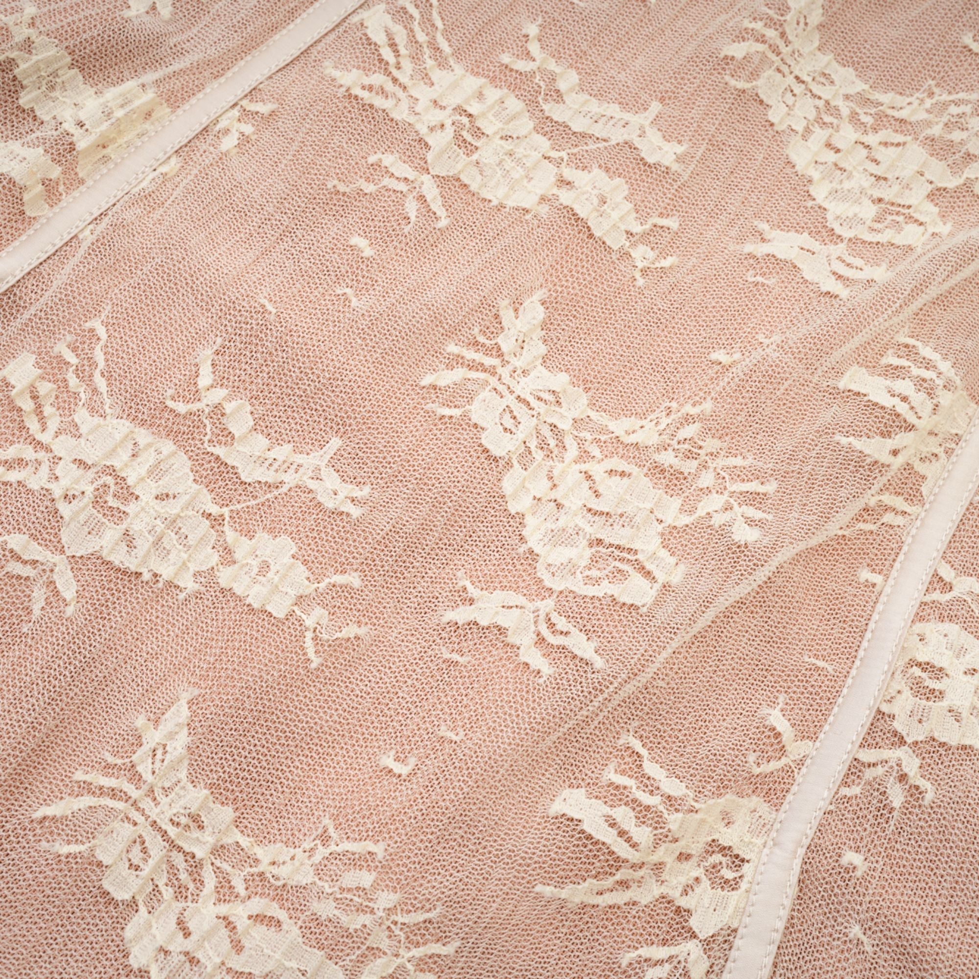 Μαύρο Φόρεμα Με Φαρδιά Μανίκια Και Ρεβέρ Cyrielle