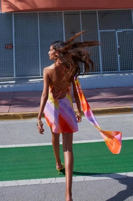 Μίνι Φόρεμα Elena Με Έναν Ώμο Και Δαντέλα