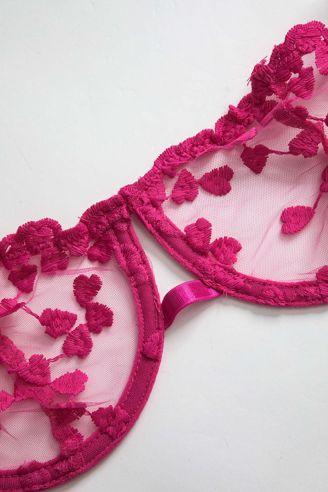 Σετ Εσώρουχων Με Δαντέλα Και Κέντημα, Ζαρτιέρα