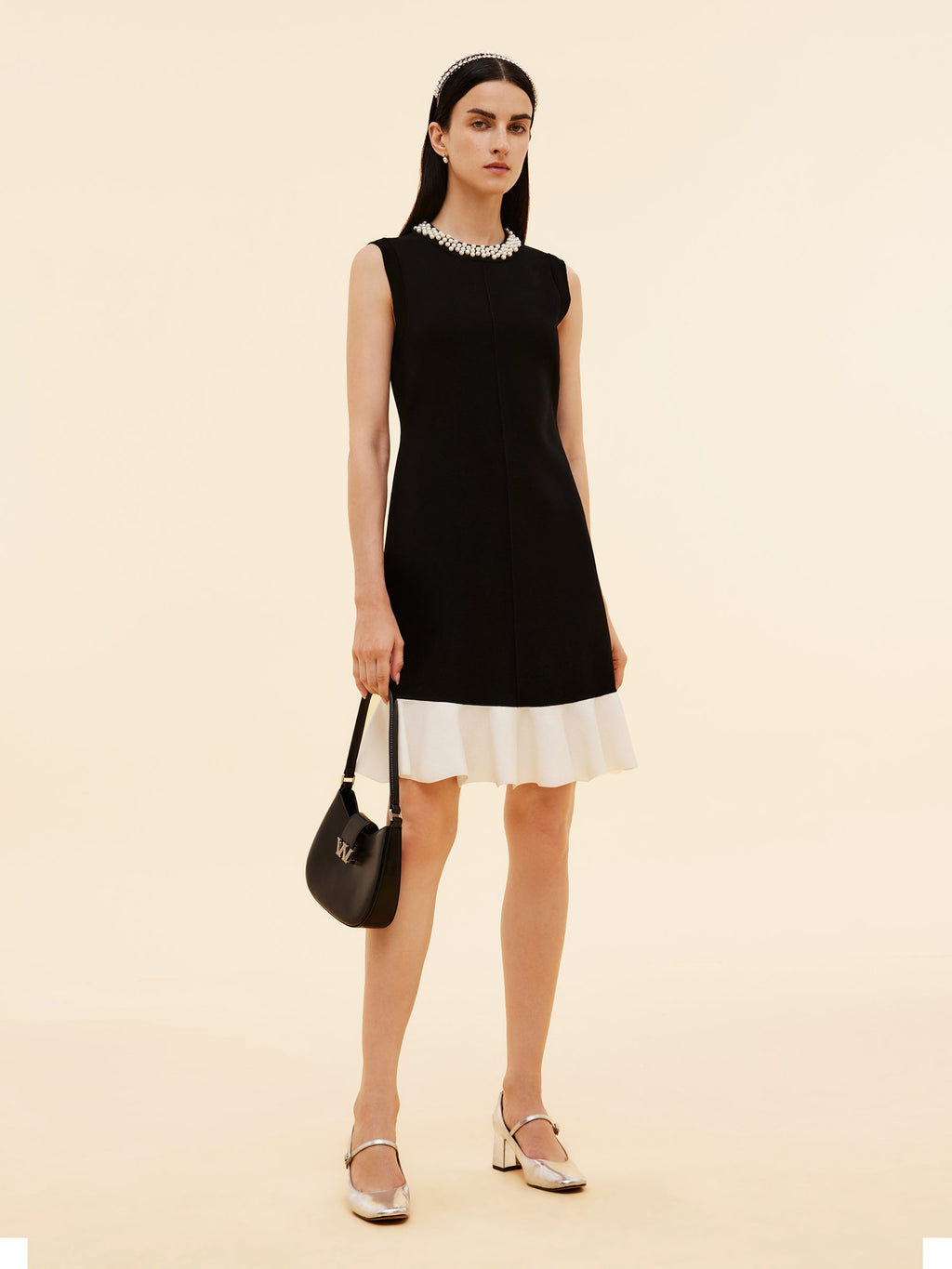 Γυναικείο Μίνι Φόρεμα Με Γιακά Και Αμάνικο Ύφασμα