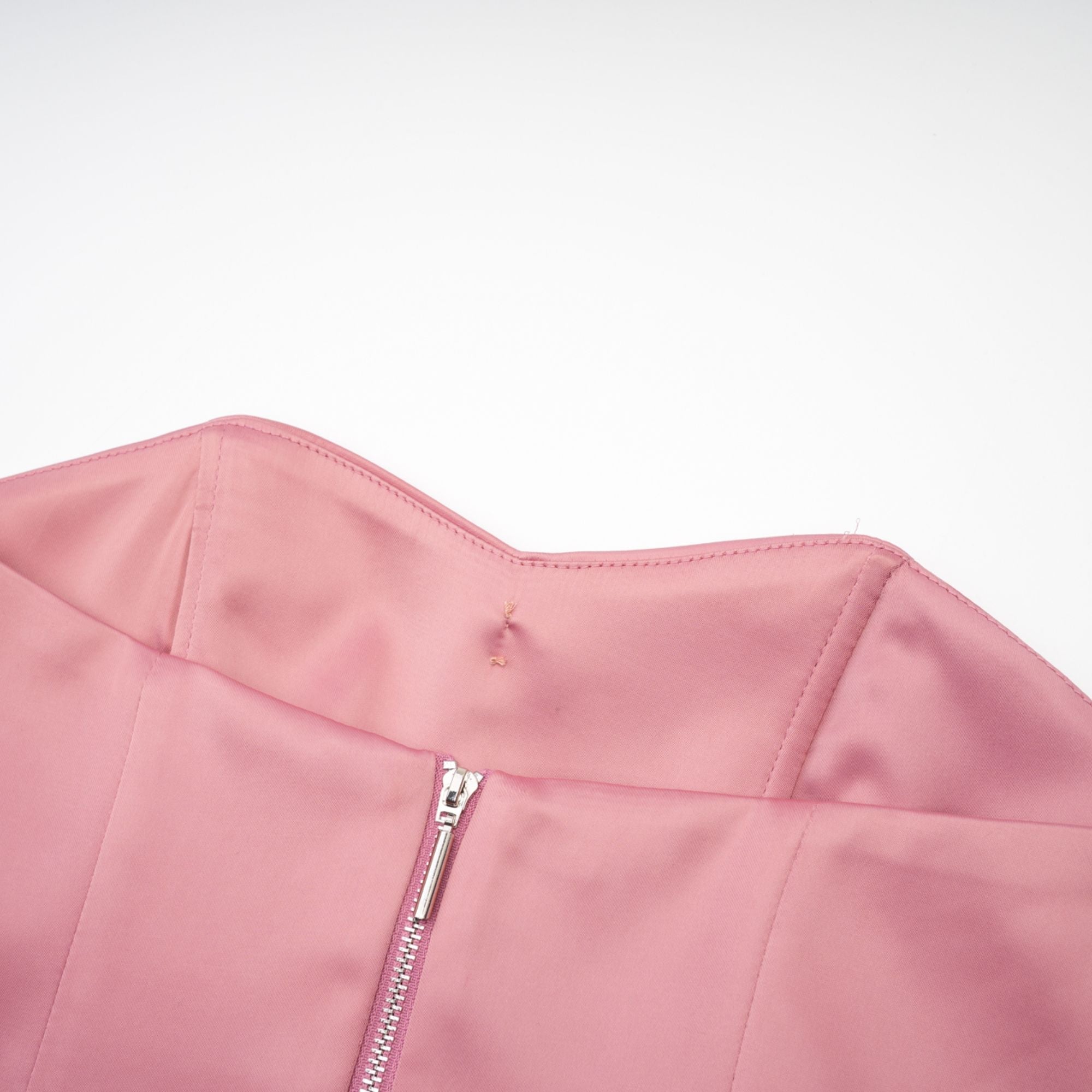 Σετ Κοντού Τοπ Και Φούστας Με Κέντημα Iris