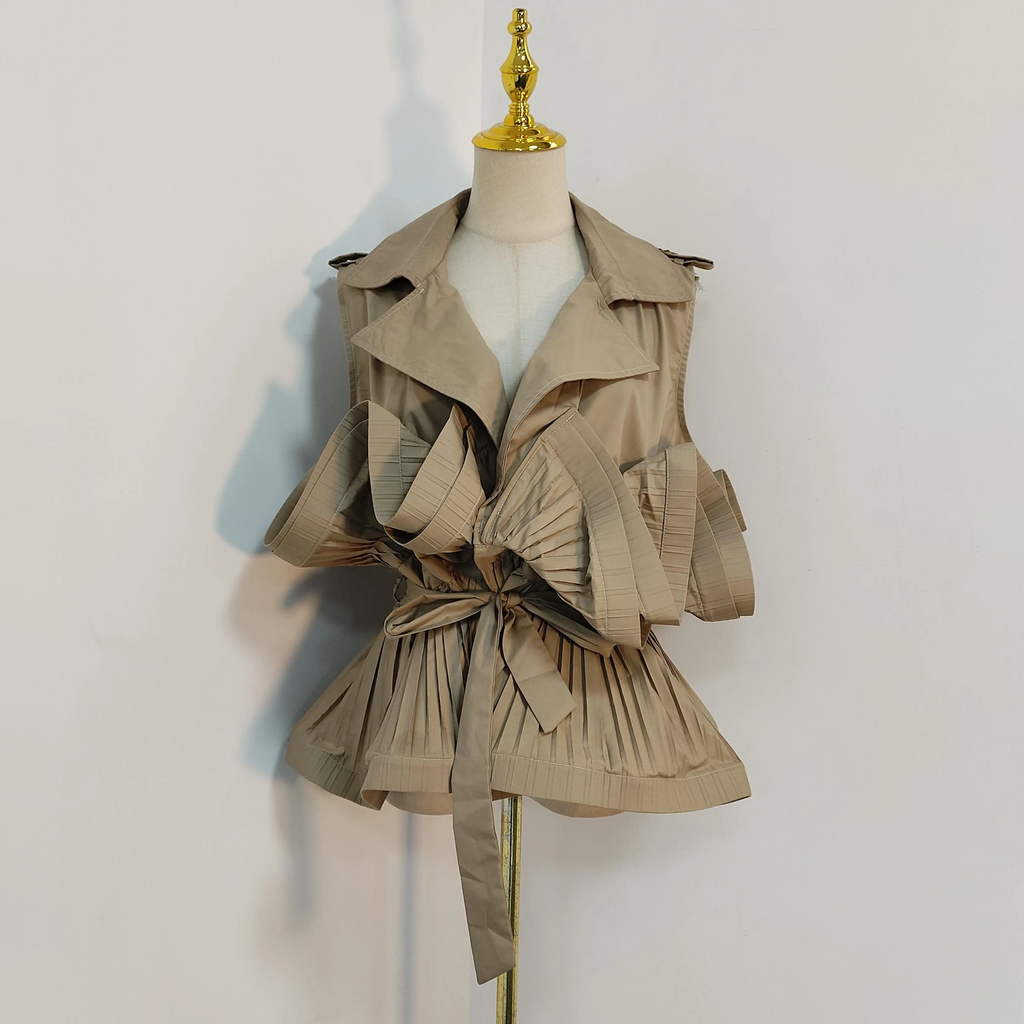 Πλισέ Μπουφάν Με Κορδόνια Και Βολάν