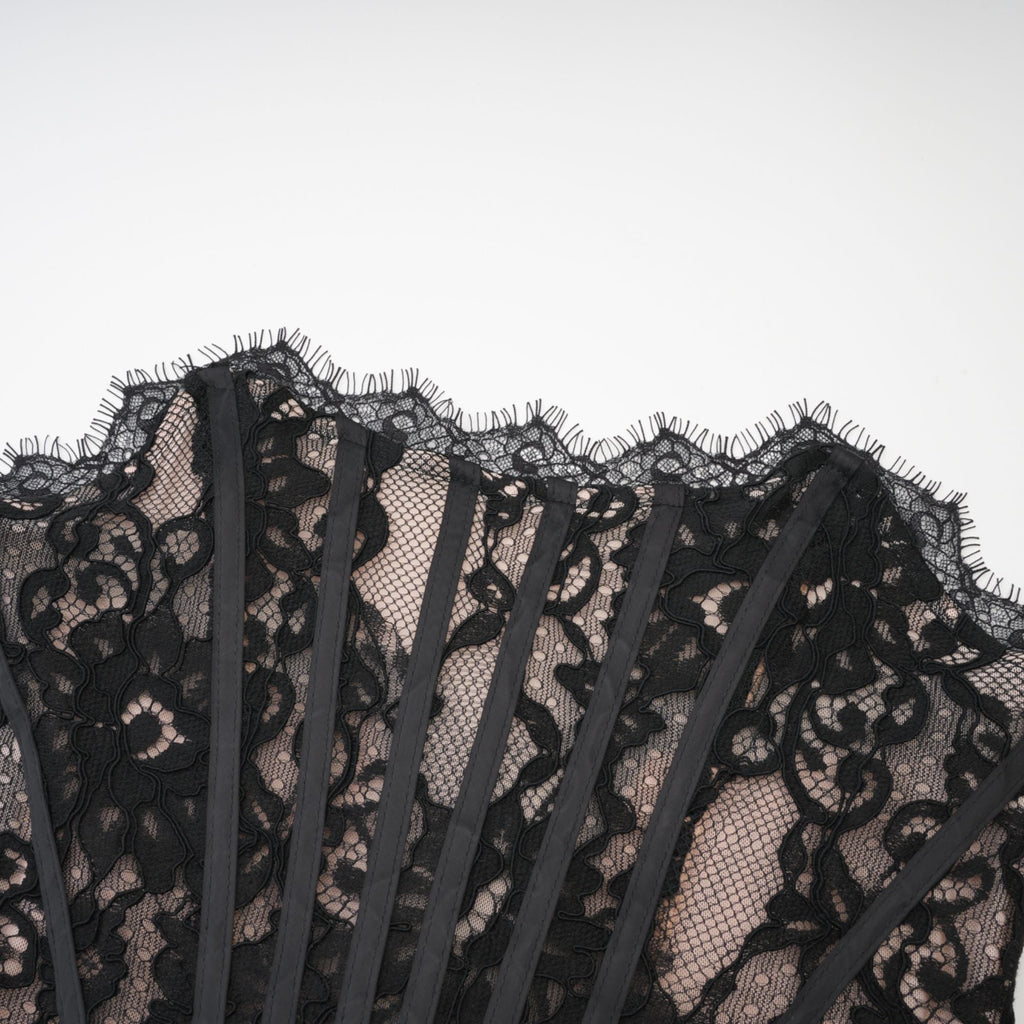 Μίνι Φόρεμα Kylitha Με Μαύρη Δαντέλα Και Κορδέλα