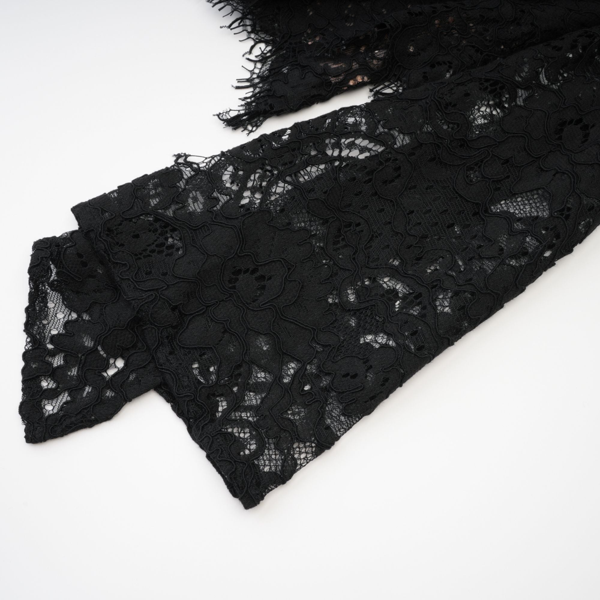 Μίνι Φόρεμα Kylitha Με Μαύρη Δαντέλα Και Κορδέλα