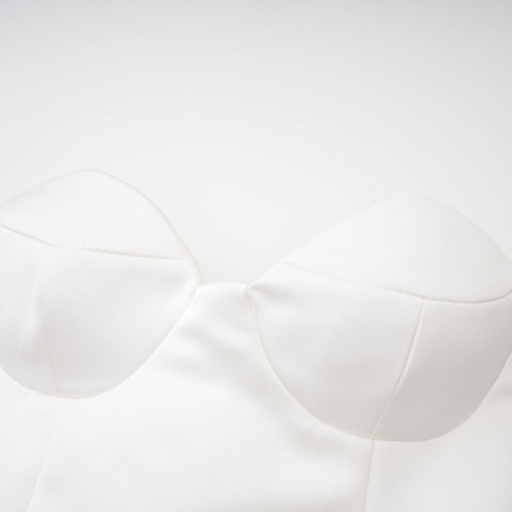 Μίνι Φόρεμα Laure Με Λευκό Μπουστάκι Και Έξω Τους Ώμους