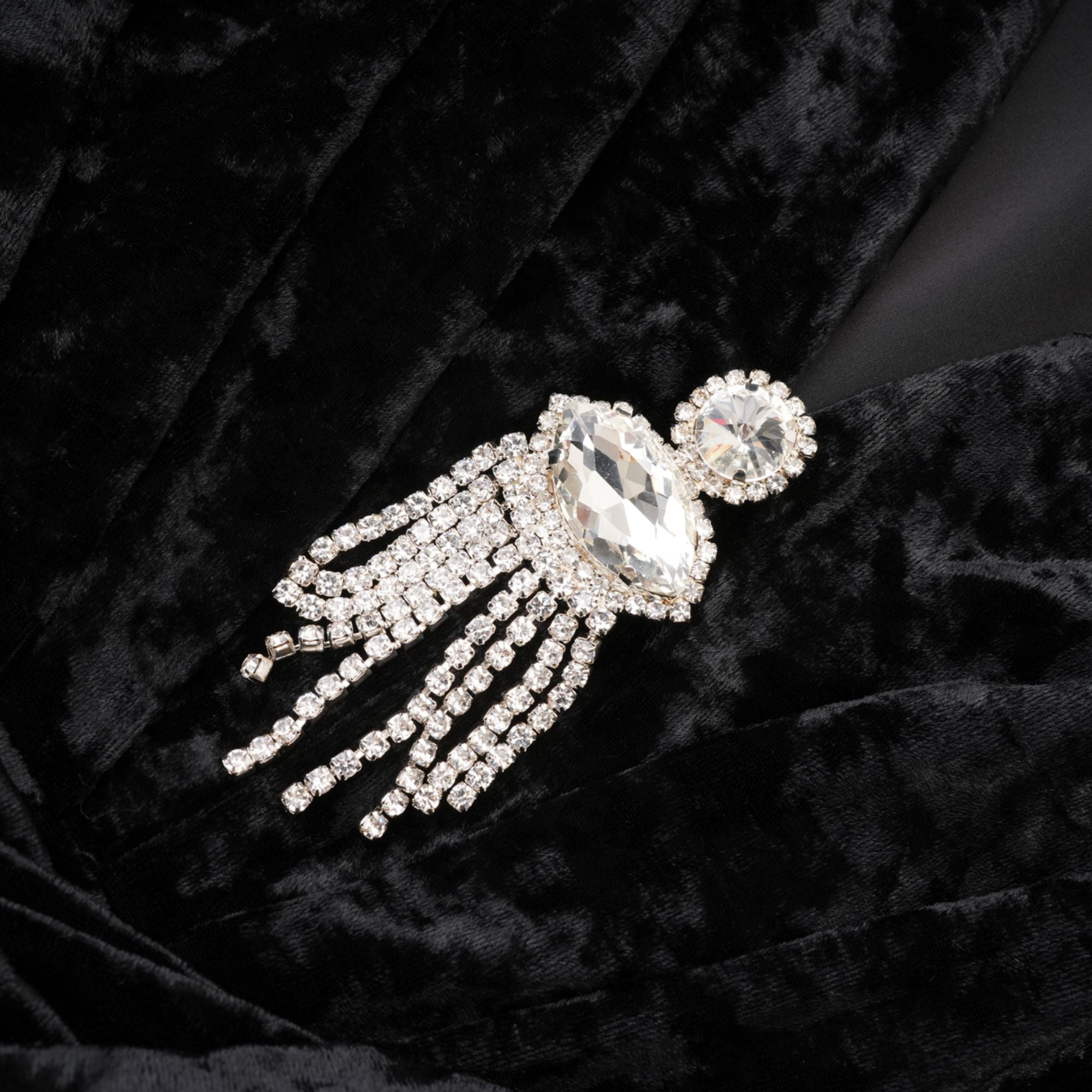 Μαύρο Φόρεμα Με V Λαιμόκοψη Léa