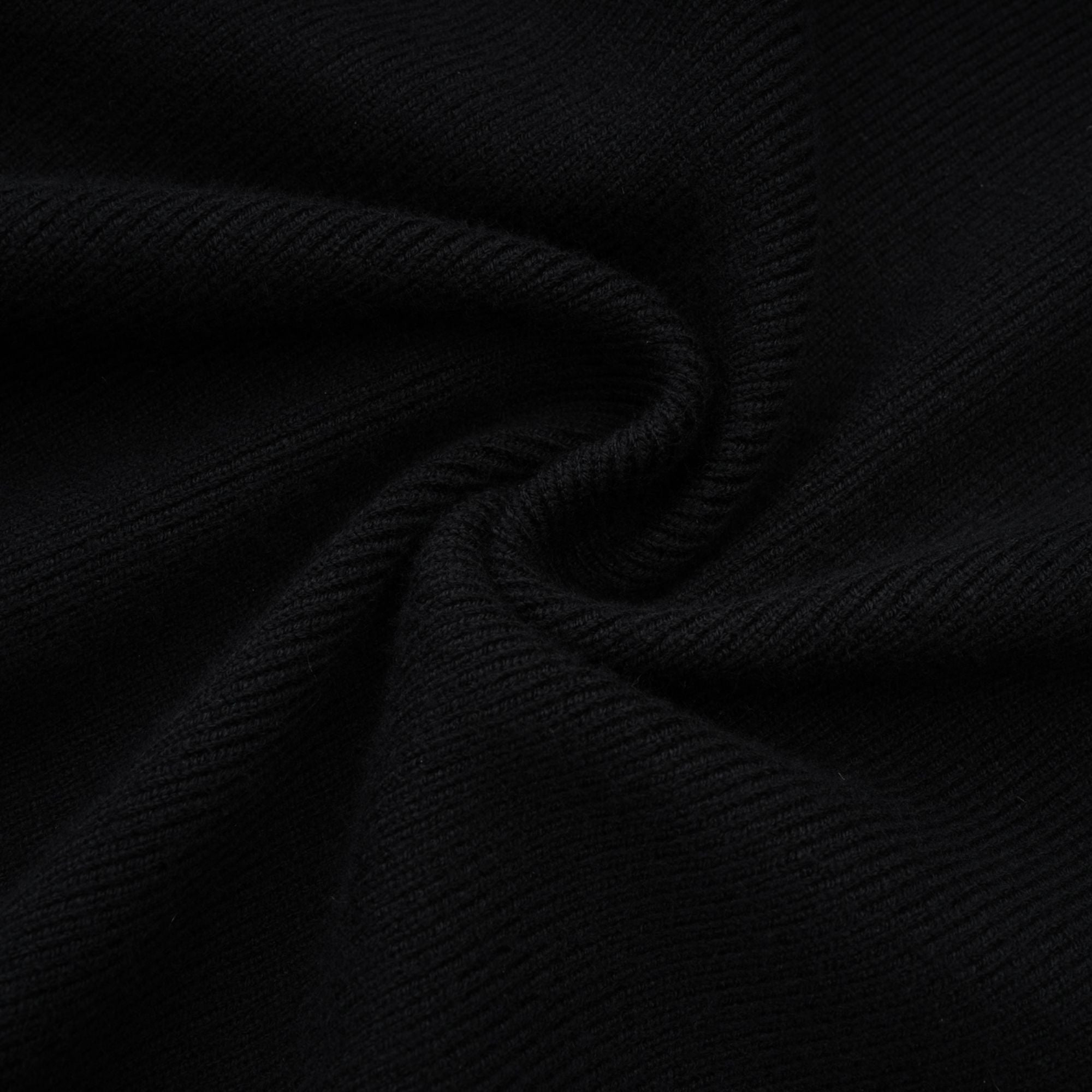 Φόρεμα Με Γούνινη Λεπτομέρεια Και Έξω Τους Ώμους Madeleine