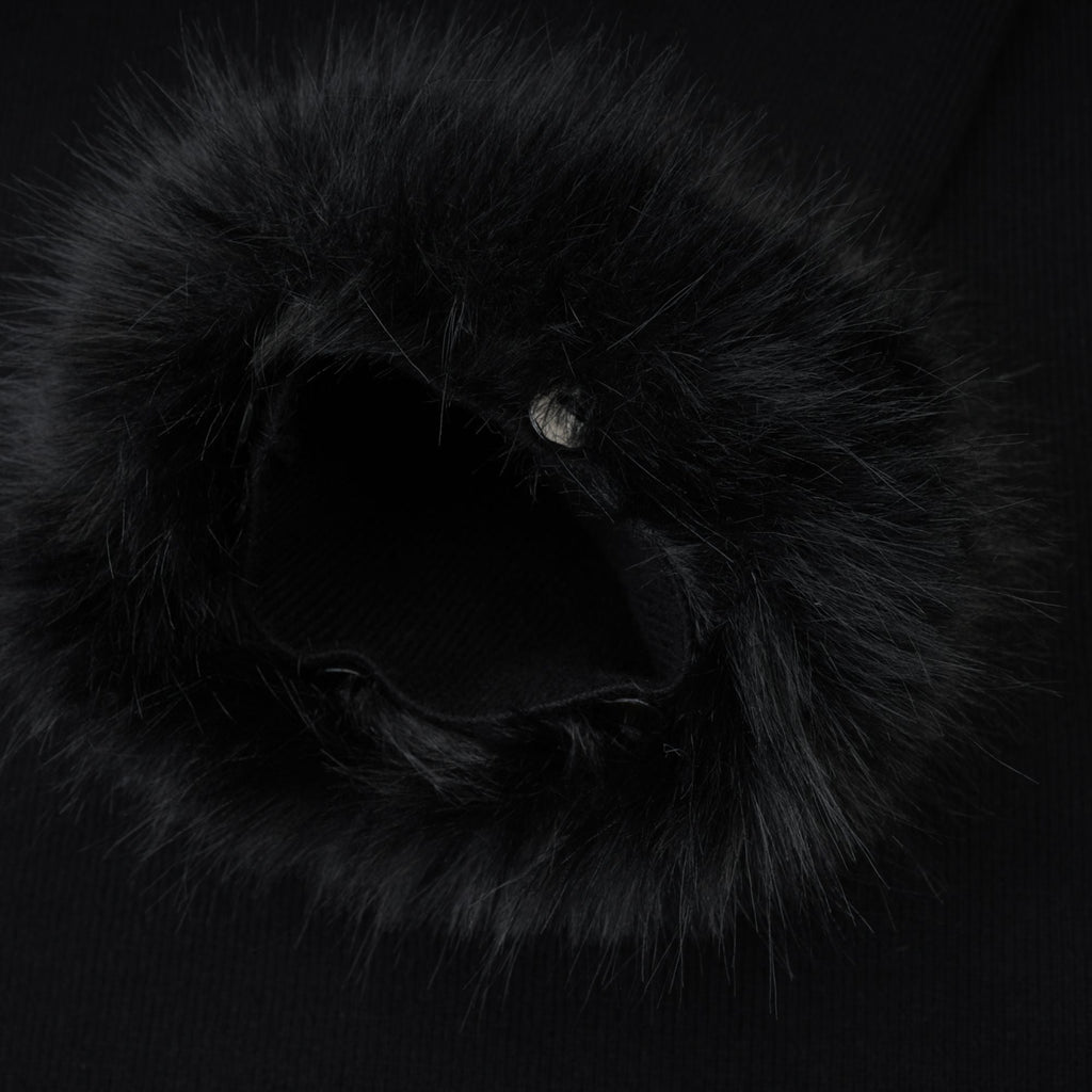 Φόρεμα Με Γούνινη Λεπτομέρεια Και Έξω Τους Ώμους Madeleine