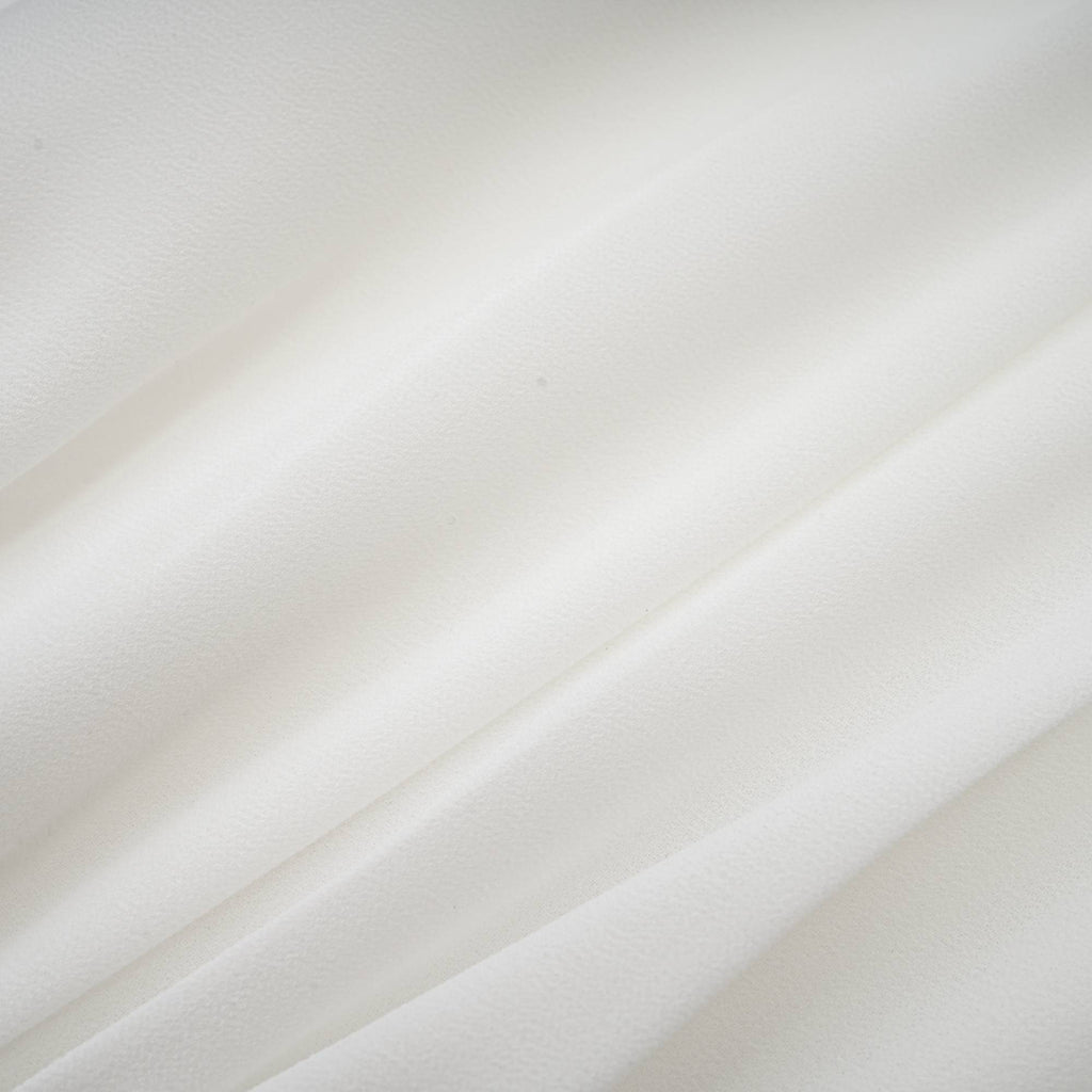 Φόρεμα Με Βελούδινη Λευκή Φούστα Και Λουλουδάτες Τιράντες