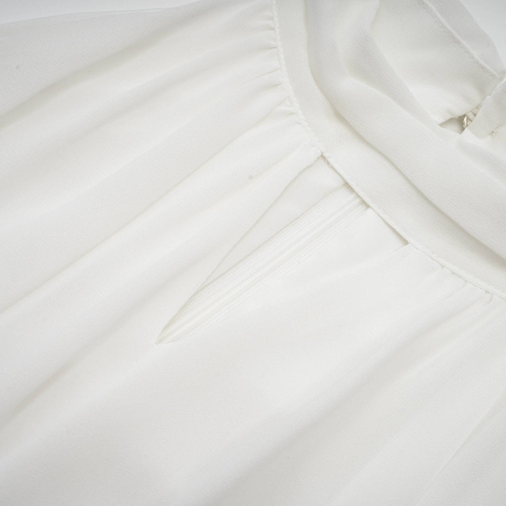 Φόρεμα Με Βελούδινη Λευκή Φούστα Και Λουλουδάτες Τιράντες