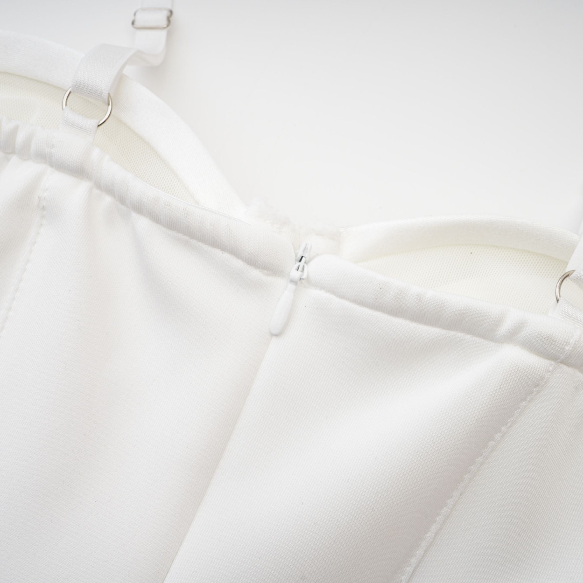 Λευκό Φόρεμα Με Μπουστάκι Muriel Και Μίντι Φόρεμα