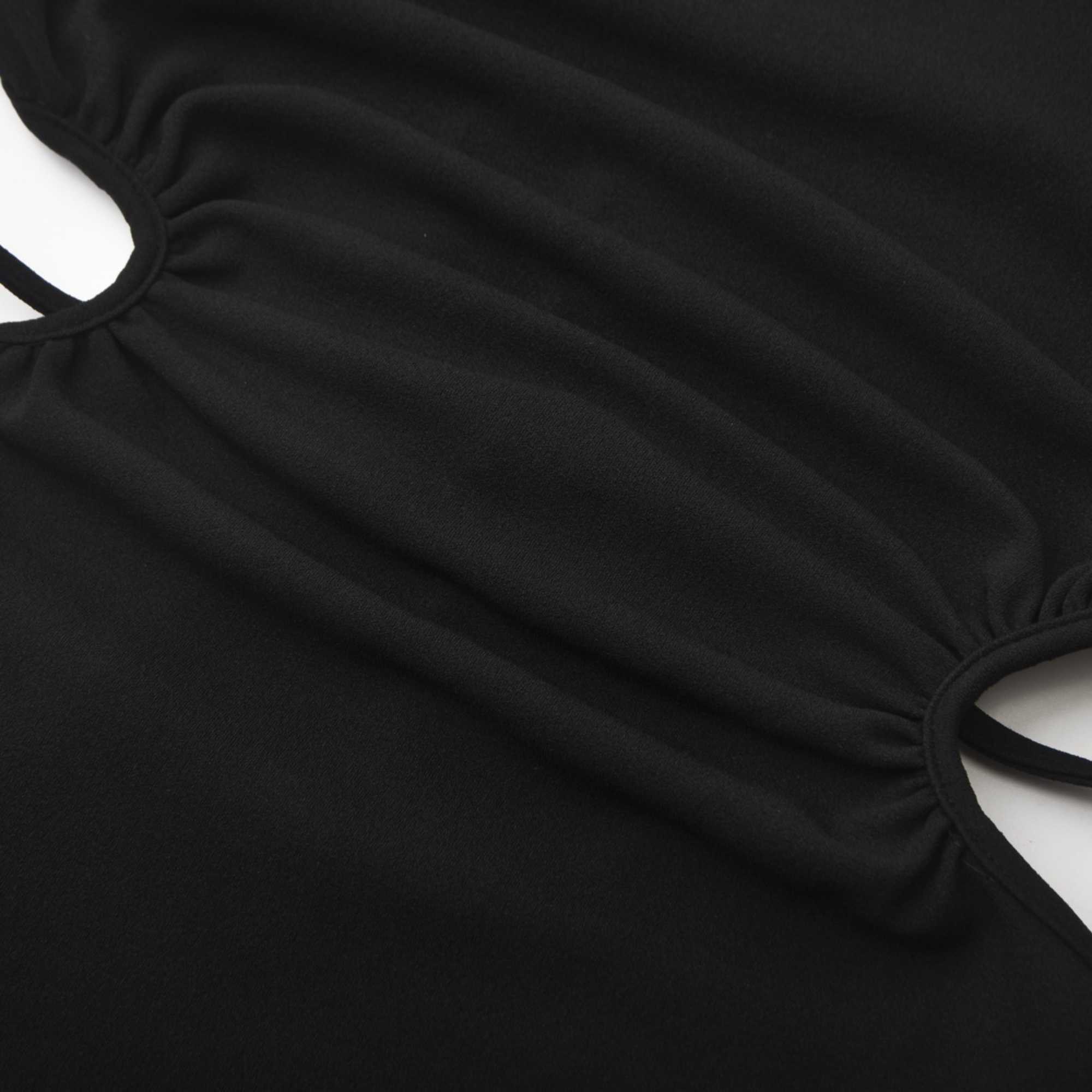 Φόρεμα Με Ίσιο Τελείωμα Και Μέση