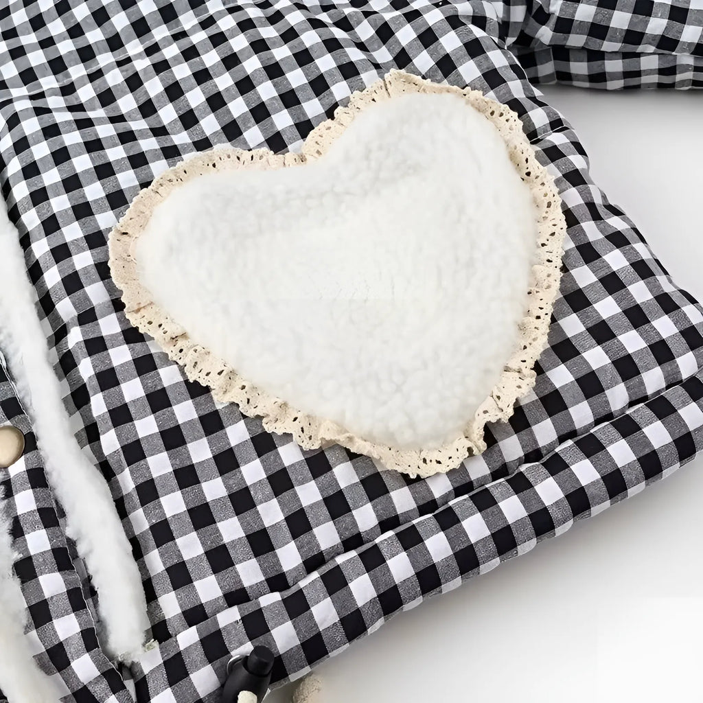 Ζακέτα Lysa Με Λεπτομέρεια Καρδιάς Και Λεπτομέρεια