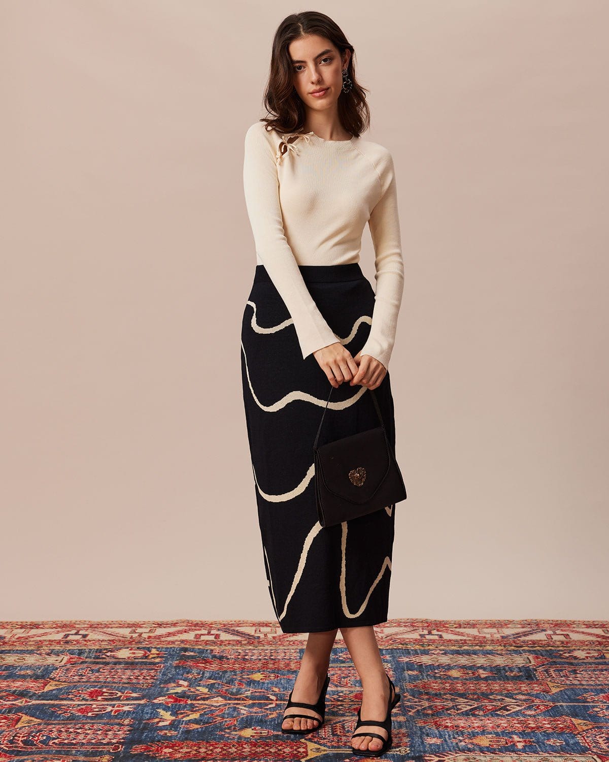 Μπεζ Πλεκτό Τοπ Με Σχισμές Και Φιόγκο