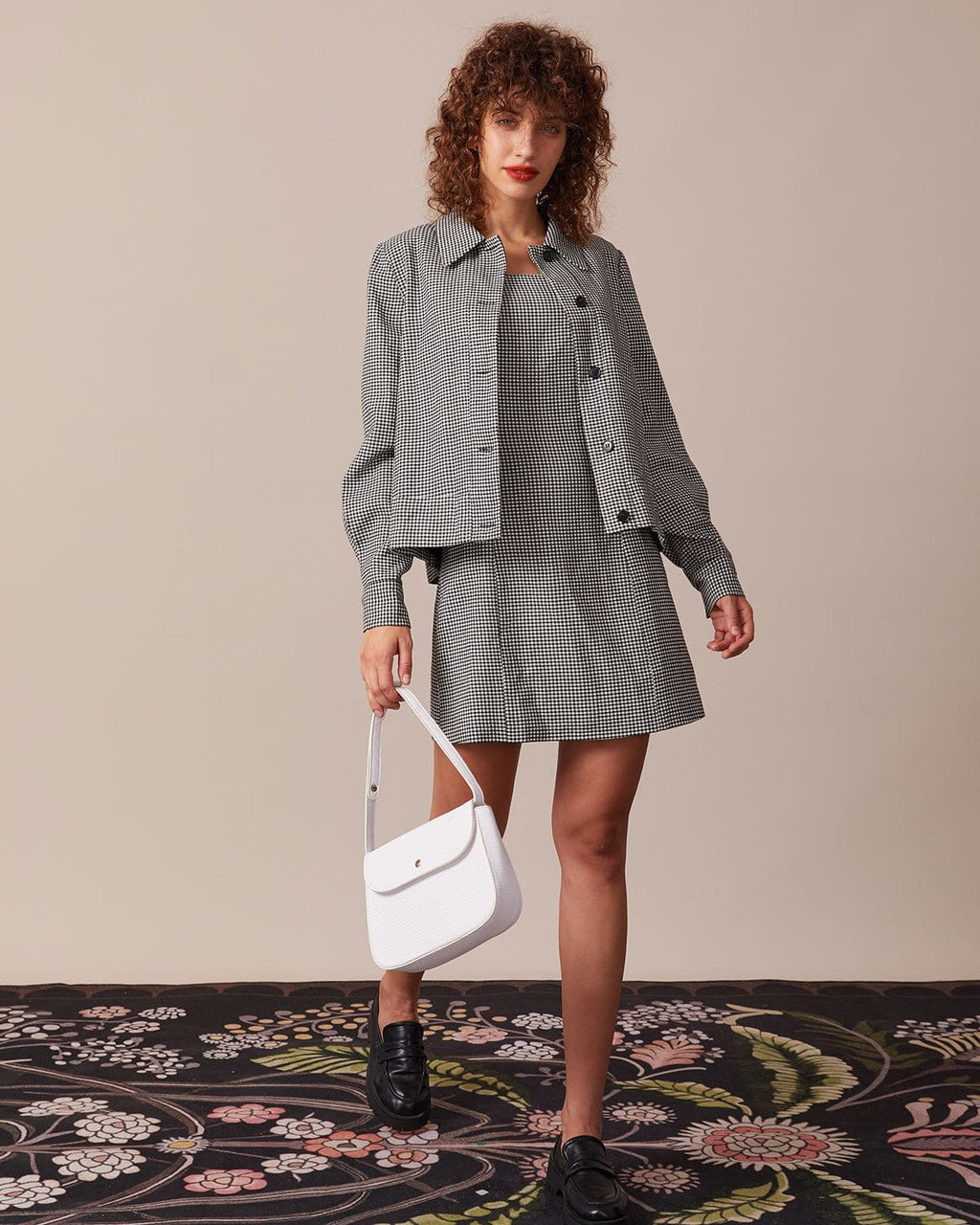 Μαύρο Μπουφάν Με Κουμπιά Και Πέτο