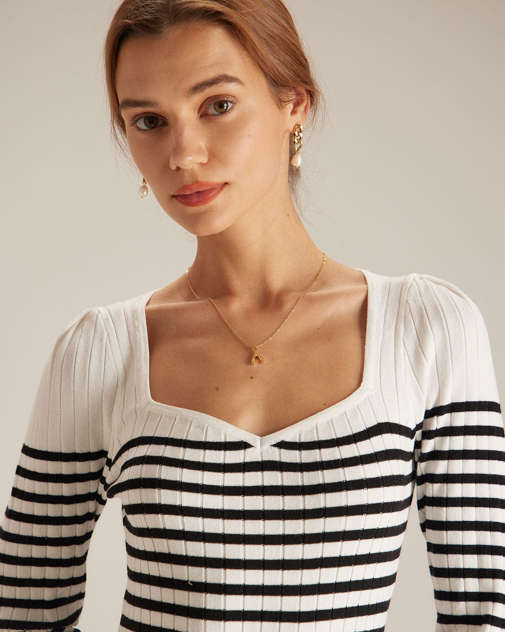 Μαύρο Φόρεμα Μίντι Με Ντεκολτέ Σε Σχήμα Καρδιάς Και Ρίγες