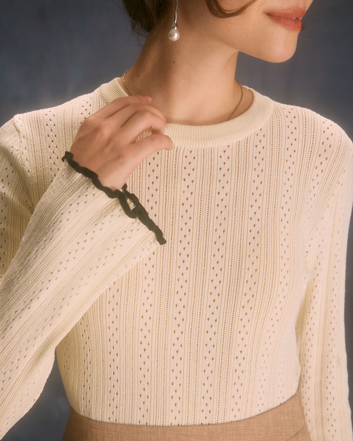 Πλεκτό Τοπ Με Λεπτομέρειες Και Pointelle Σε Μπεζ Χρώμα