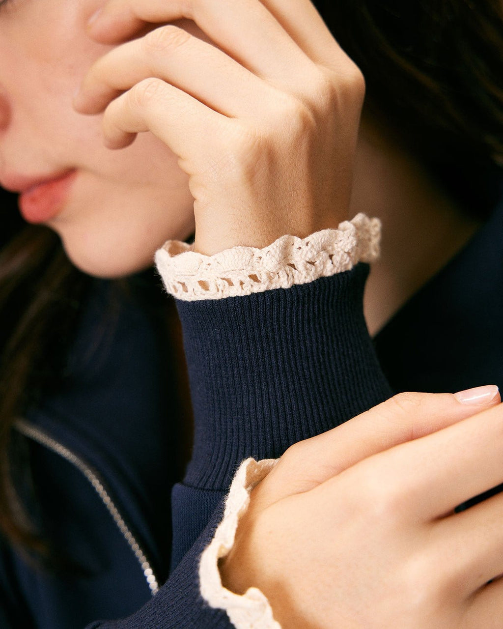 Μπλούζα Με Φερμουάρ Και Γιακά Στο Τελείωμα, Μπλε Σκούρο