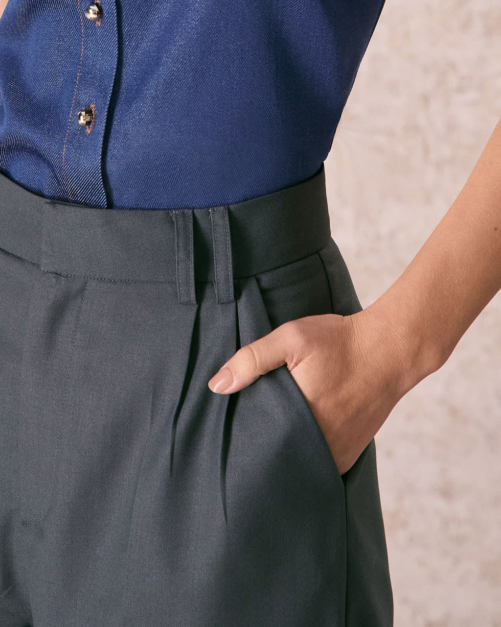 Γκρι Παντελόνι Με Ψηλή Μέση Και Πτυχώσεις