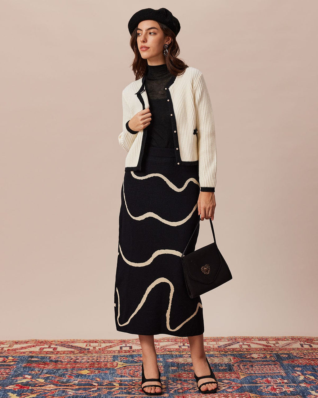 Μπεζ Ριγέ Ζακέτα Με Στρογγυλή Λαιμόκοψη Και Αντίθεση