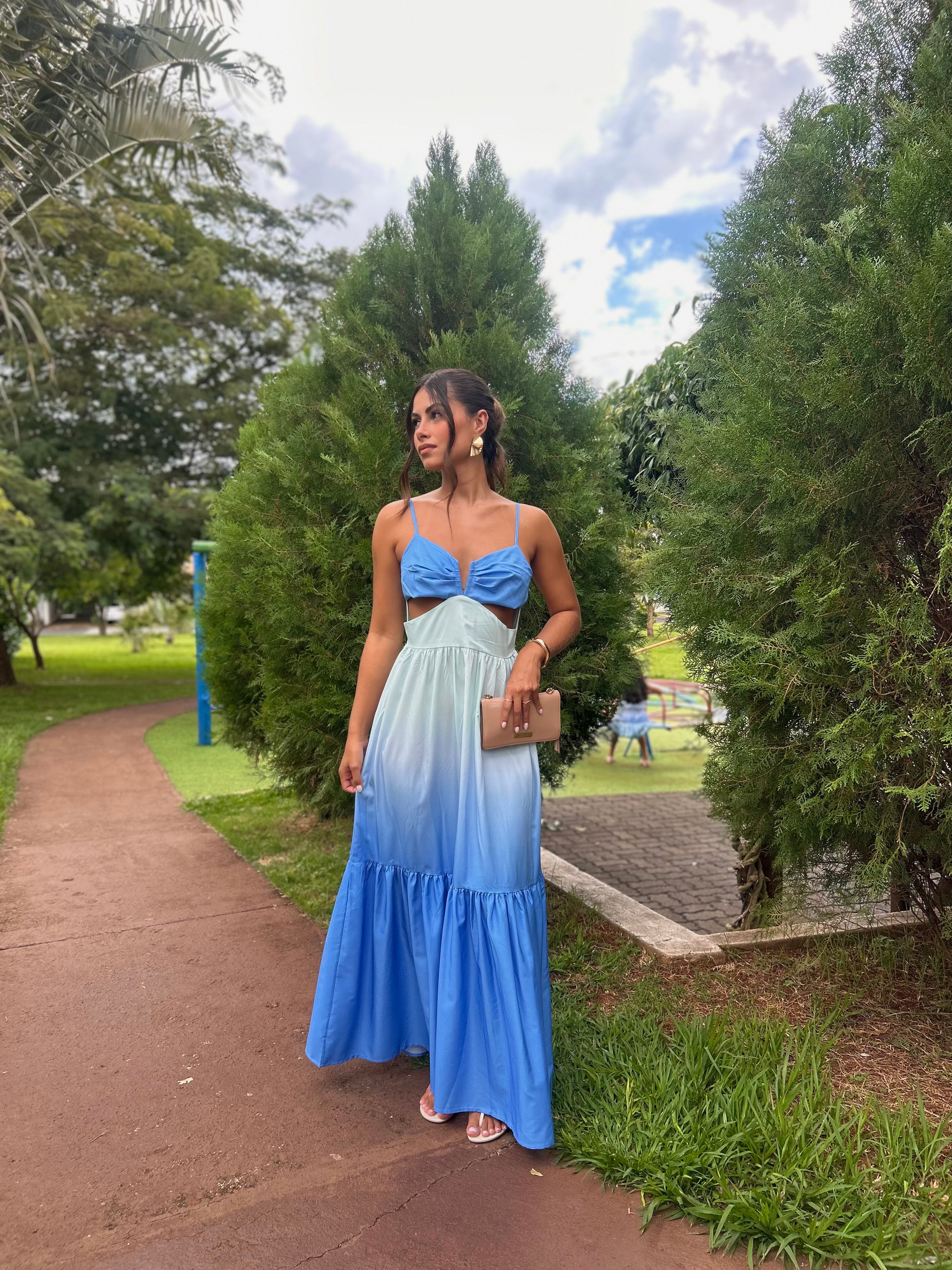 Μακρύ Φόρεμα Με Λεπτή Γραμμή Και Άνετη Γραμμή