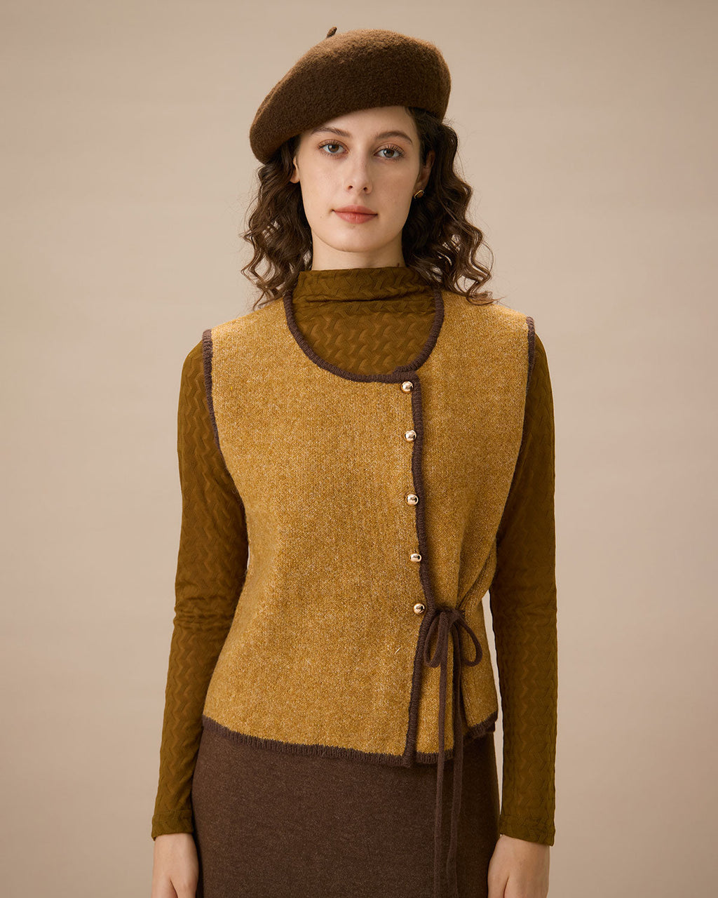 Γιλέκο Με Ένα Κουμπί Και Στρογγυλή Λαιμόκοψη Ginger