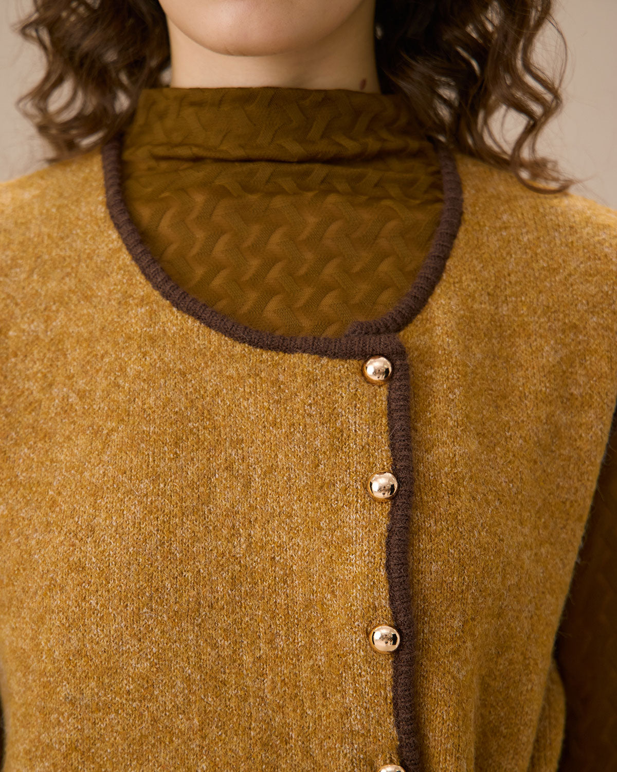 Γιλέκο Με Ένα Κουμπί Και Στρογγυλή Λαιμόκοψη Ginger