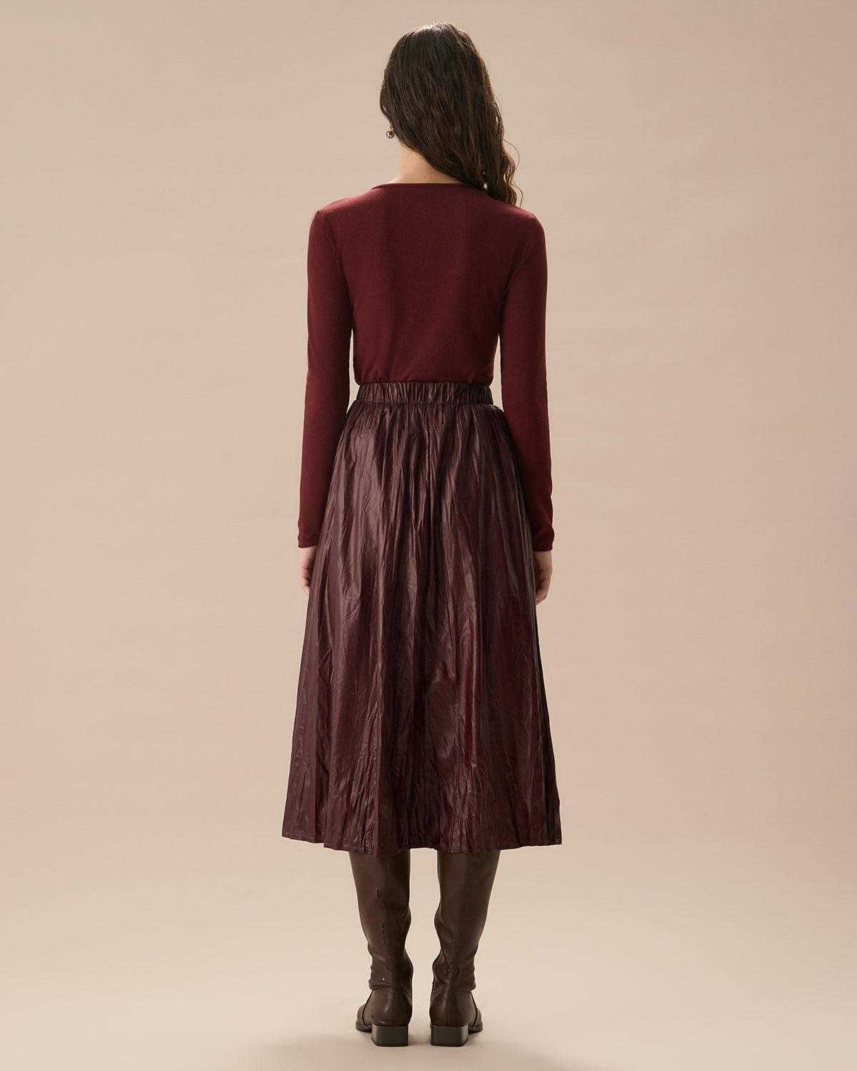 Κόκκινη Ζακέτα Με Ένα Κουμπί Και Βολάν