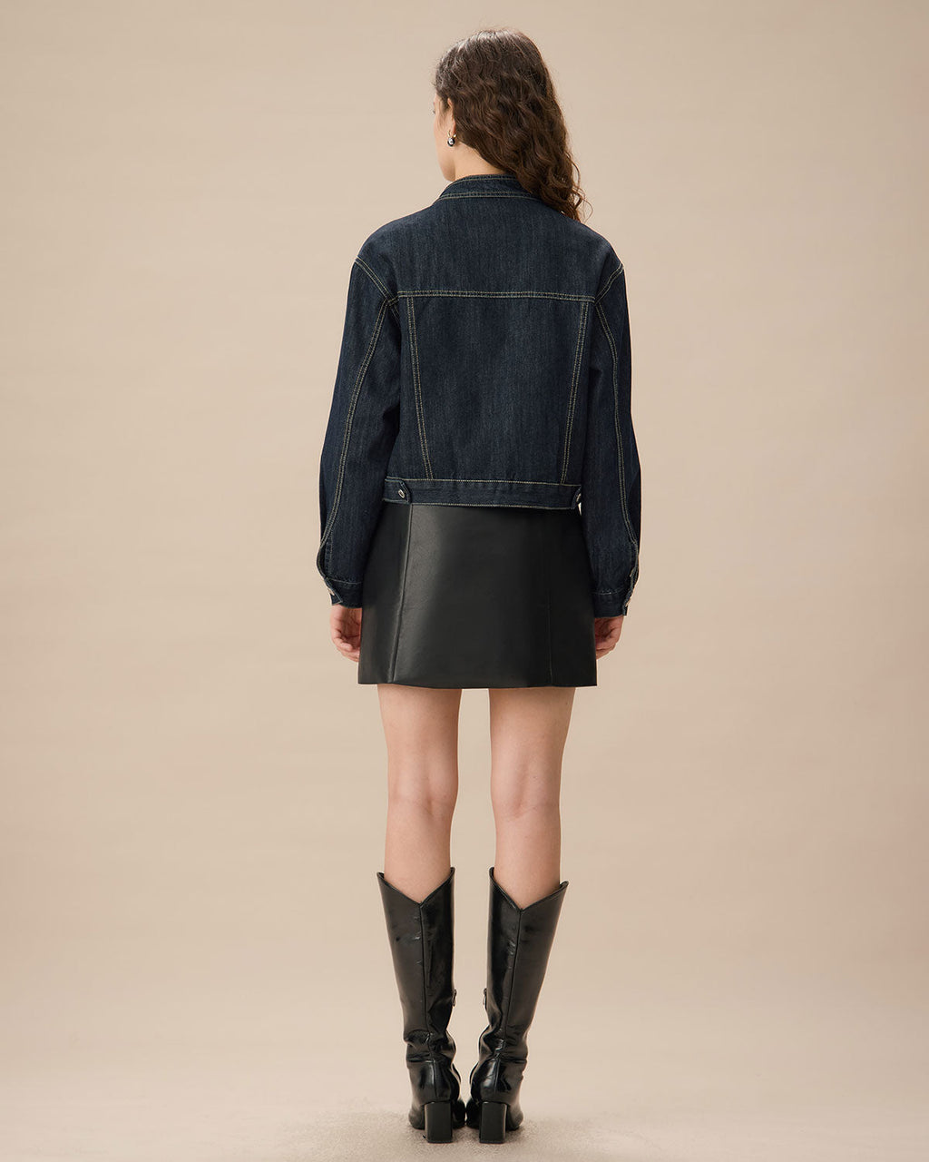 Μπλε Τζιν Μπουφάν Με Ένα Κουμπί Και Τσέπες