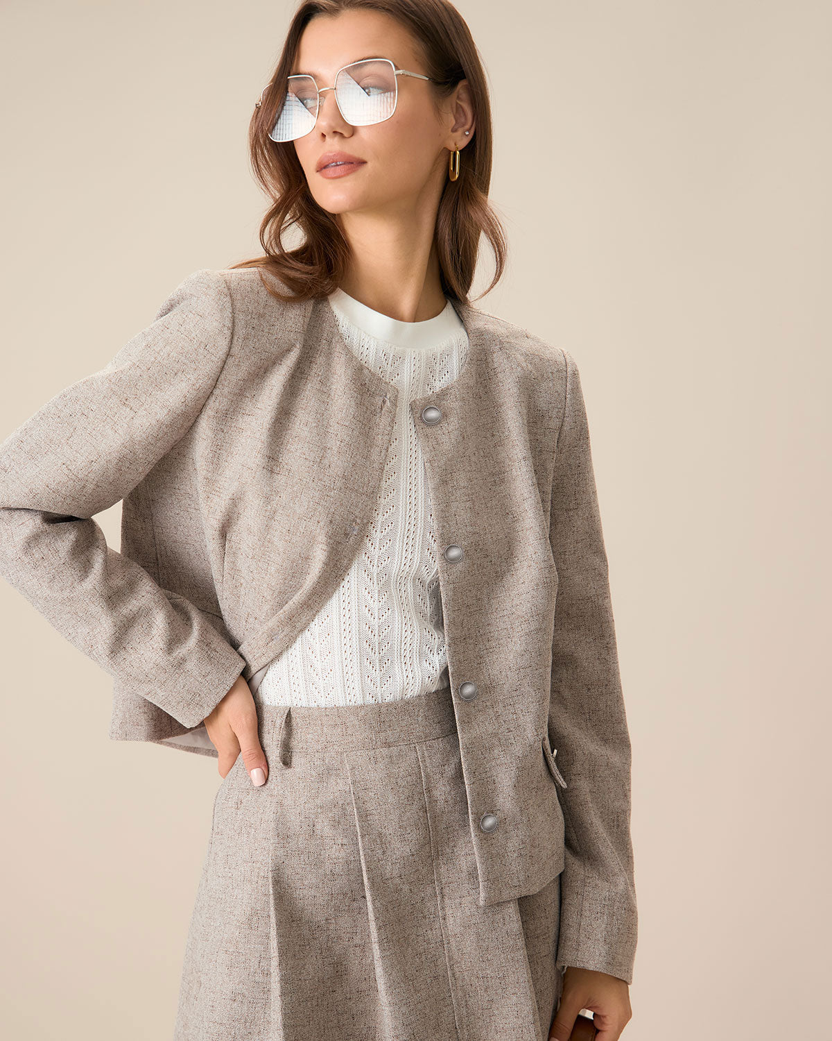 Μπεζ Μπουφάν Με Μονό Γιακά Και Μονό Κουμπί