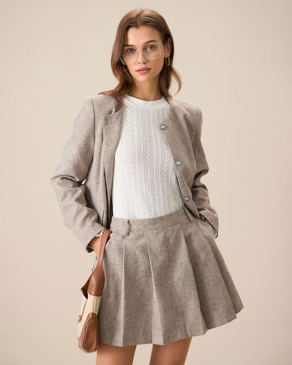 Μπεζ Μπουφάν Με Μονό Γιακά Και Μονό Κουμπί