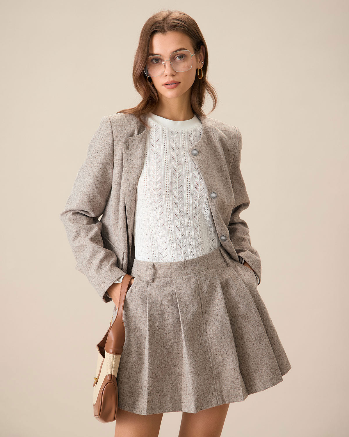 Μπεζ Μπουφάν Με Μονό Γιακά Και Μονό Κουμπί