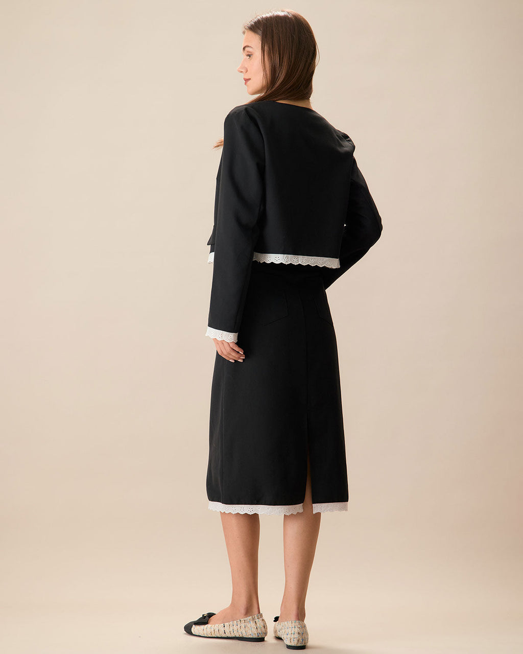 Μαύρο Μπουφάν Με Μονόπετο Σε Αντίθεση