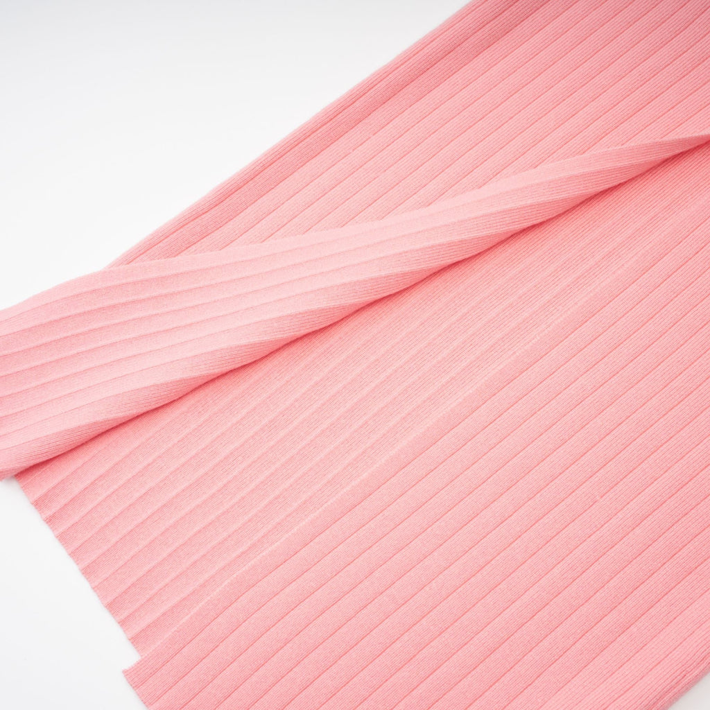 Φόρεμα Midi Με Halter Και Ροζ Πλεκτό Σχέδιο Ylviana